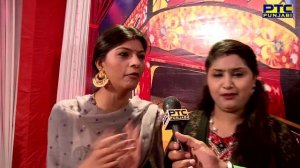 Nooran Sisters Singing "Patakha Guddi" I Red Carpet I PTC Punjabi Music Awards 2015...