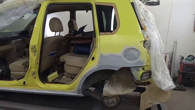 Mazda Demio подготовка и покраска