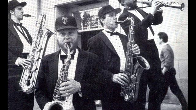 San Francisco Saxophone Quartet plays the Hornpipe from Water Music Suite in D, G.F. Handel смотреть онлайн