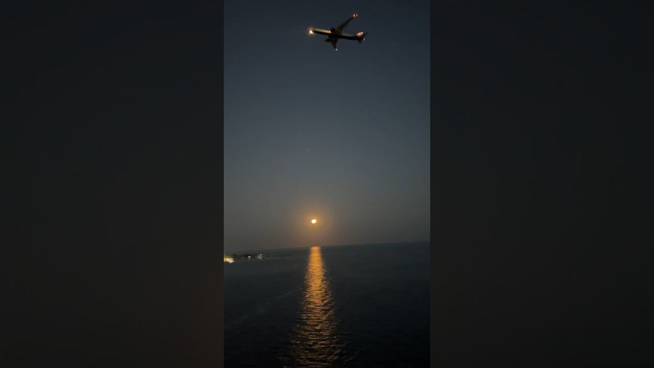 Полет над Дюденским водопадом в Анталии смотреть онлайн