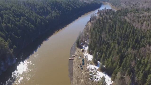 Сплав по Чусовой по большой воде на майские от Усть-Утки до Ослянки с Компаний Штурм смотреть онлайн