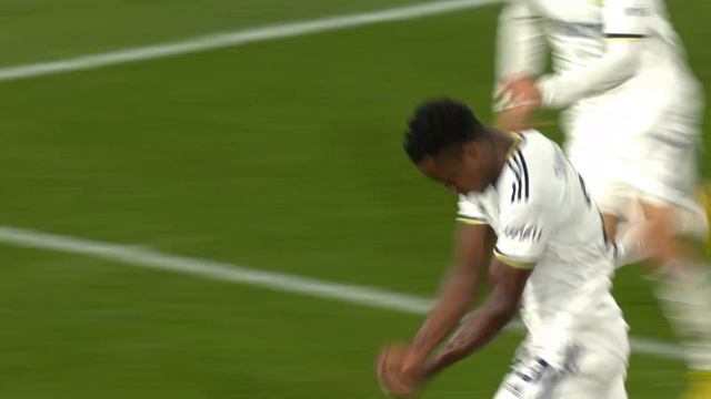 GOAL OF THE MONTH AUGUST | GREAT GOALS FROM RODRIGO, SINISTERRA, ELLIS! смотреть онлайн