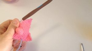 Как вязать игрушку-свинку крючком/How to knit crochet pig toy