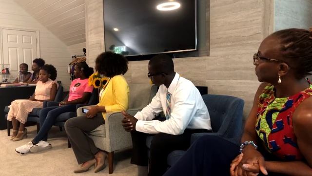 World Entrepreneurs' Day 2019 Youth Entrepreneur Forum смотреть онлайн