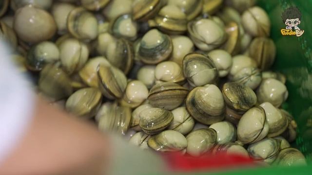 갯벌에서 캐낸 동죽 조개가 식탁에 올라오기 까지 / Until the shellfish collected from the tidal flat come to the table смотреть онлайн