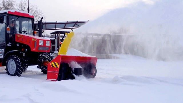 Шнекороторный снегоочиститель СТ-1500 на базе МТЗ-320 смотреть онлайн