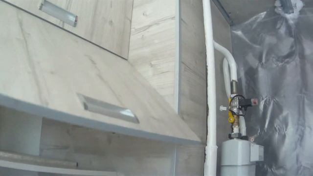 Стены и шкаф на кухне из ламината смотреть онлайн