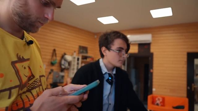 Парень Собрал своему другу Китайский ужас за 35000 рублей! ?? смотреть онлайн