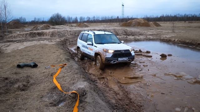 LADA NIVA TRAVEL против УАЗ Патриот АКПП. Кроссоверы они или нет? смотреть онлайн