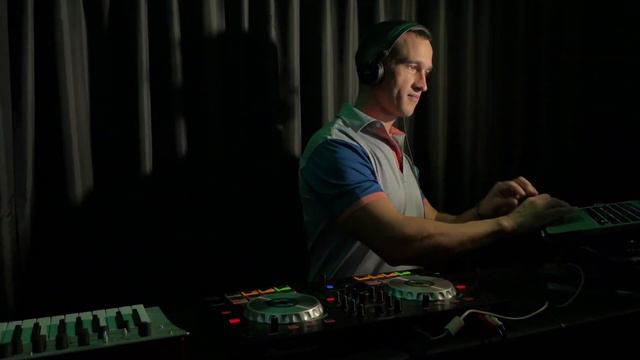 RU DJ ROOM39 13.06.2023 смотреть онлайн