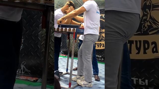 Армрестлинг!!! ФИНАЛ! смотреть онлайн