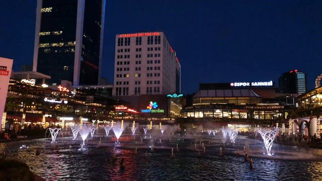 ISTANBUL Поющие Фонтаны WATER GARDEN в Истамбуле 13 августа 2021 смотреть онлайн
