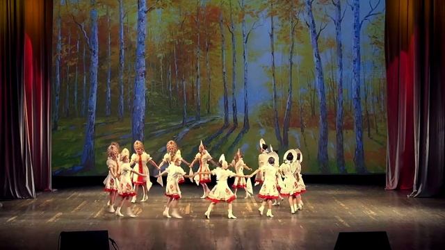 Образцовый танцевальный коллектив "Веснушки". Город Мытищи, Московская область. Танец Лирический смотреть онлайн