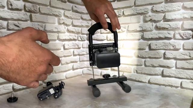 Портативный аккумуляторный прожектор Bailong BL-N01 смотреть онлайн