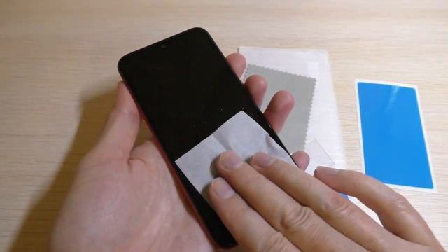 Installed the glass screen protector on Samsung Galaxy A01 смотреть онлайн