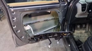 Kia Soul - Шумка дверей(разборка).mp4