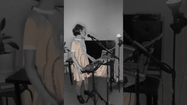 HOUSEOFTORI смотреть онлайн