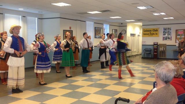Ukrainian Dance Ensemble ISKRA 4-16-2016 (1 of 5) смотреть онлайн