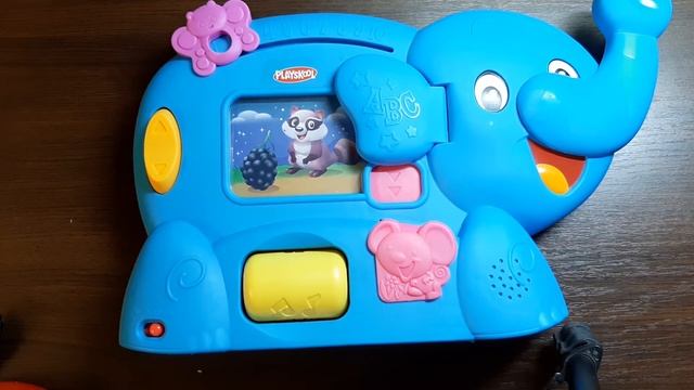 Супер развивающая игрушка-планшет слон " Playskool" смотреть онлайн