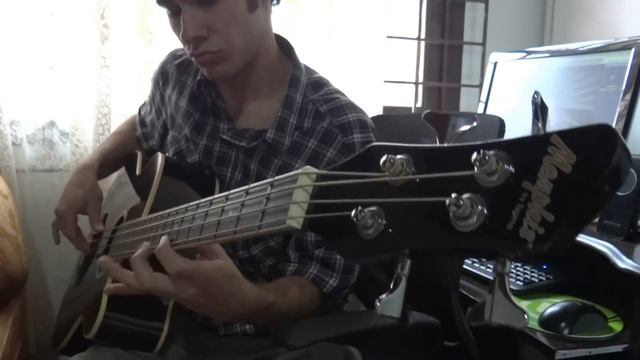 Crazy Little Thing Called Love - Cover Baixo смотреть онлайн