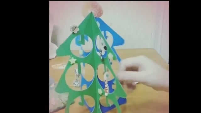 ЁЛОЧКА своими руками- выставка детского творчества в дс смотреть онлайн