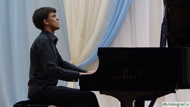 Й. Брамс. Вариации на венгерскую тему. Исполняет Артем Ослин смотреть онлайн