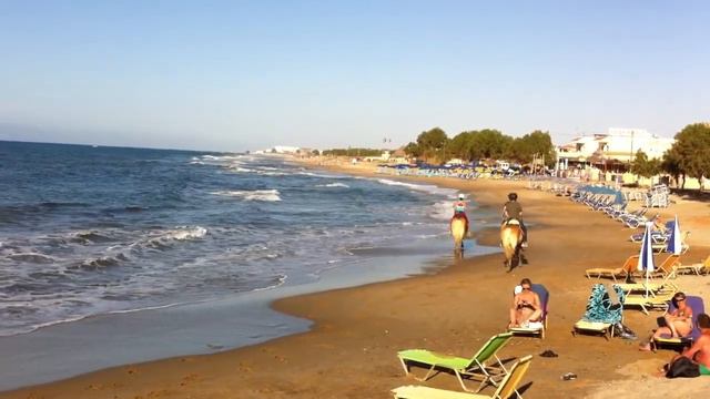 Остров Крит. Вечерняя прогулка на лошадях по берегу моря. смотреть онлайн