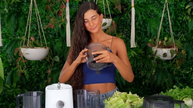 Easiest Juicer to Clean + Juicer Cleaning Pro Tips ? Best Machine to Save Time! Bonus Recipe! ? смотреть онлайн