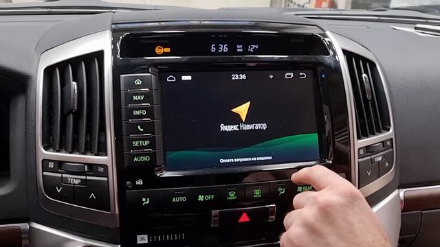 Установка Android-блока на Toyota Land Cruiser 200 — (2012-2015) NaviService смотреть онлайн
