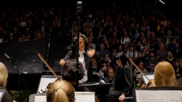 Maria Benyumova | Conductor