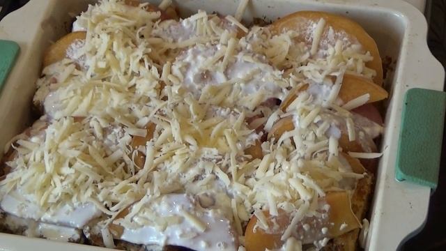 Запеченный картофель с персиками и сыром. смотреть онлайн
