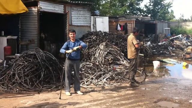Хорошие Люди. Утилизация бронированного кабеля до Н.Э. смотреть онлайн