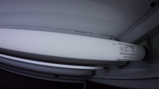 Fluorescent Light Bulb Replacement - How To смотреть онлайн