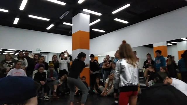 30.10.2018 - DLB (PROТАНЦЫ) Батл Сахарок (1) Школ танцев S-ART смотреть онлайн