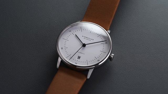 Bauhaus Style on A Budget - Sternglas Naos Automatic смотреть онлайн