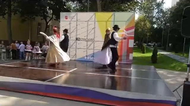 Московская кадриль (студия "Гранд Синьоры") КЦ Онежский Москва смотреть онлайн