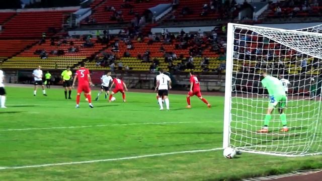 Гол Дмитрия Хохлова в ворота "Знамени Труда" 31 августа 2022 года смотреть онлайн