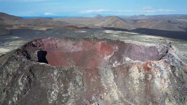 DRONE flies inside and around 2021 volcano! See how far it is from 2023 eruption. Iceland. 02.08.23 смотреть онлайн