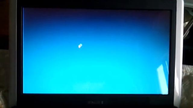 Booting up & Shutting down Windows 8 on Dell Mini9 смотреть онлайн