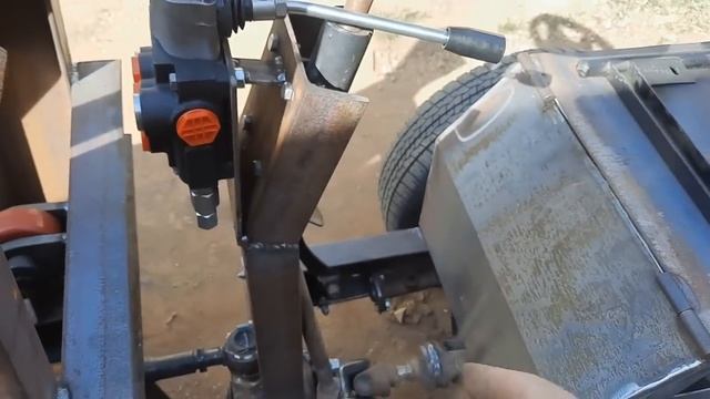 Мини погрузчик с реверсом на низкой раме. Часть 3. смотреть онлайн