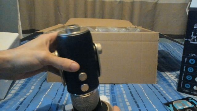 Blue Yeti USB & XLR Microphone (Pro Edition) [Amazon Bundle] Unboxing Video (19/06/2019) смотреть онлайн