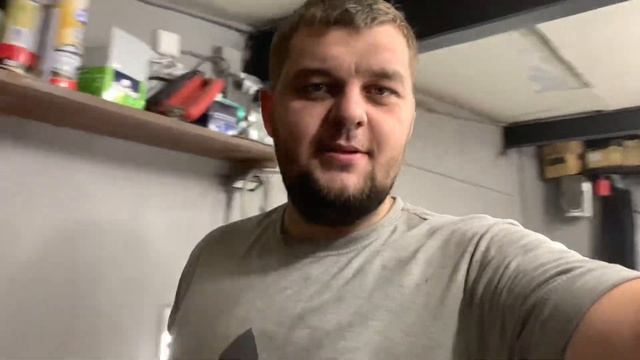 Будни перекупы. Красим мазду. Первый опыт покраски всей машины. смотреть онлайн