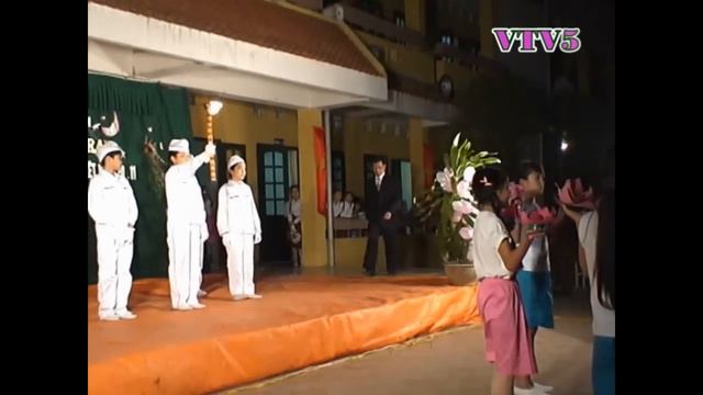 KHAI MẠC ĐÊM LỬA TRẠI 18 -11-2008 ( THCS TỪ SƠN - BẮC NINH ) смотреть онлайн
