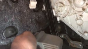 Замена сопротивления печки салона Nissan X-Trail T31