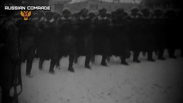 Soviet Patriotic Song «На Красной Площади Парад» | «Parade On The Red Square» (Red Army Choir)