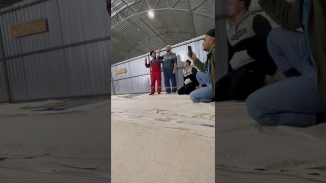 Русский принял Ислама и ему дали Мусульманская имя @HiTechIslamic @ISLOMVASUNNAT