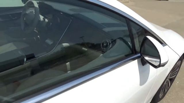 2022 Mercedes Benz EQS 450+ Walk Around смотреть онлайн