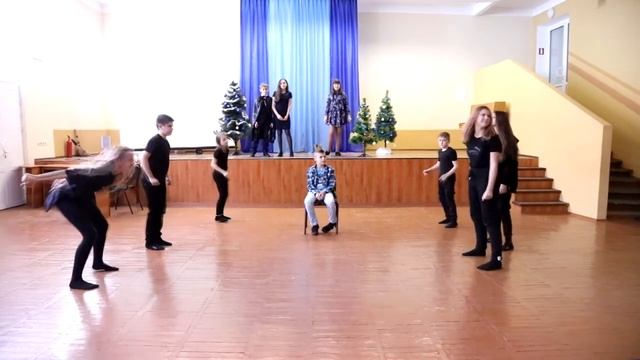 МОУ "ЛИЦЕЙ №2", 6А класс - ЗОЛУШКА смотреть онлайн