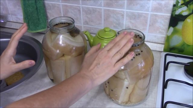 Соленое сало в рассоле всегда очень вкусное, мягкое и ароматное. Вкусно солить сало очень просто. смотреть онлайн