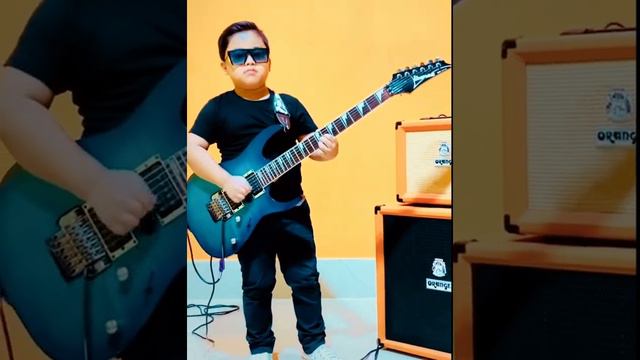 Let me down slowly//Alec Benjamin. Electric Guitar Cover//Gideon kithan смотреть онлайн